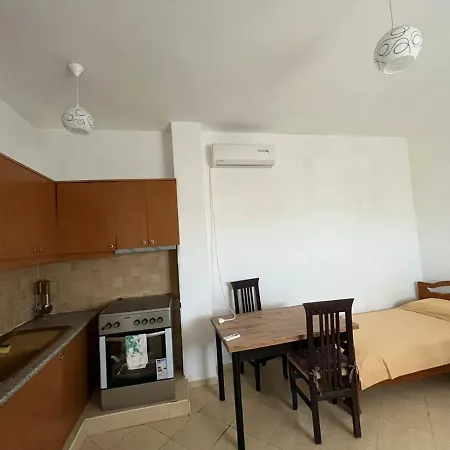 Laert's Hébergement de vacances Saranda