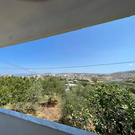 Nyaraló Laert's Saranda